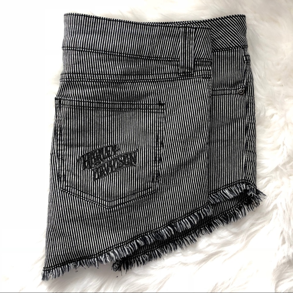 🖤 Harley Davidson Pinstripe Shorts